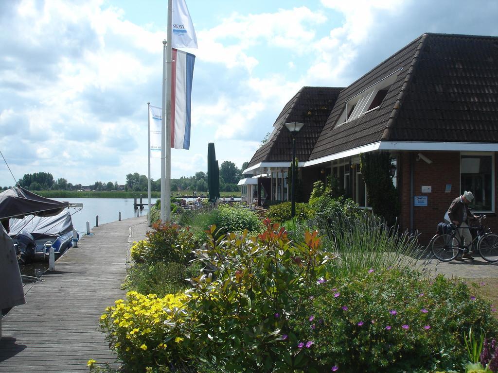 Hotel Restaurant Ie Sicht De Veenhoop Exterior foto
