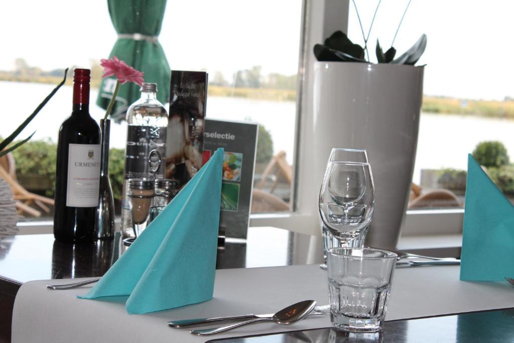 Hotel Restaurant Ie Sicht De Veenhoop Quarto foto